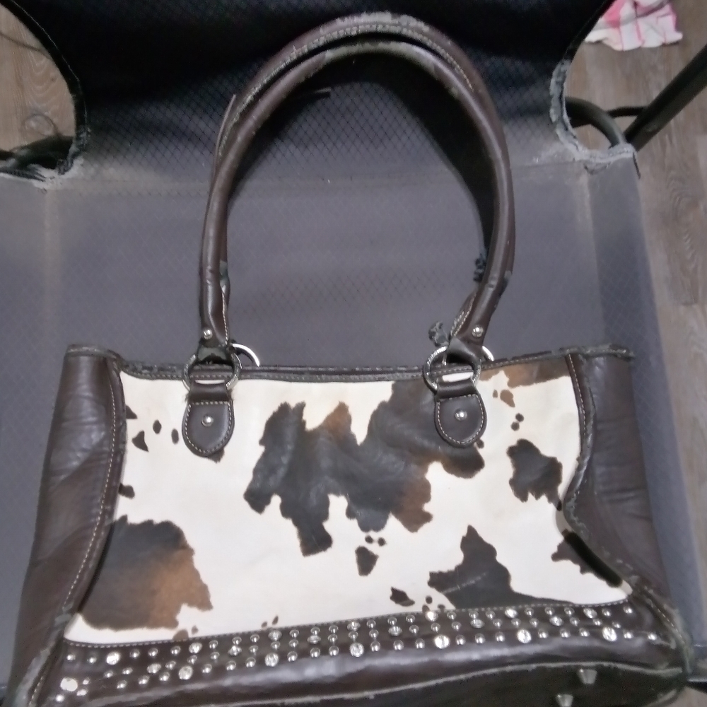 Cow hide print ourae